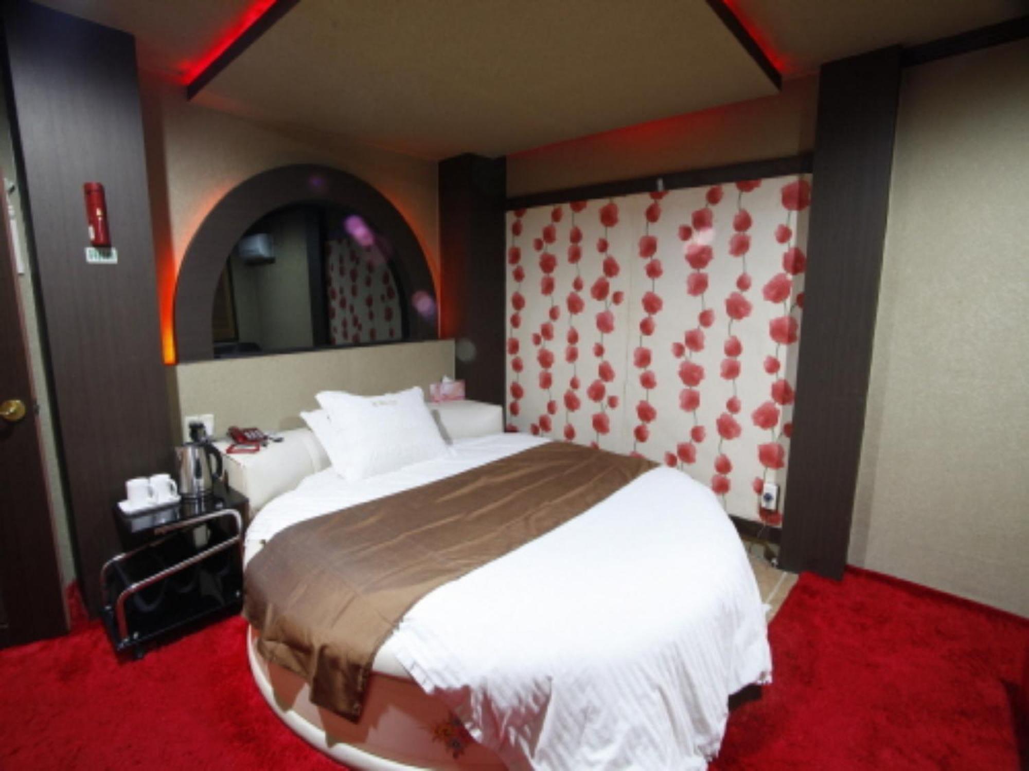 Hotel Queen 釜山 外观 照片