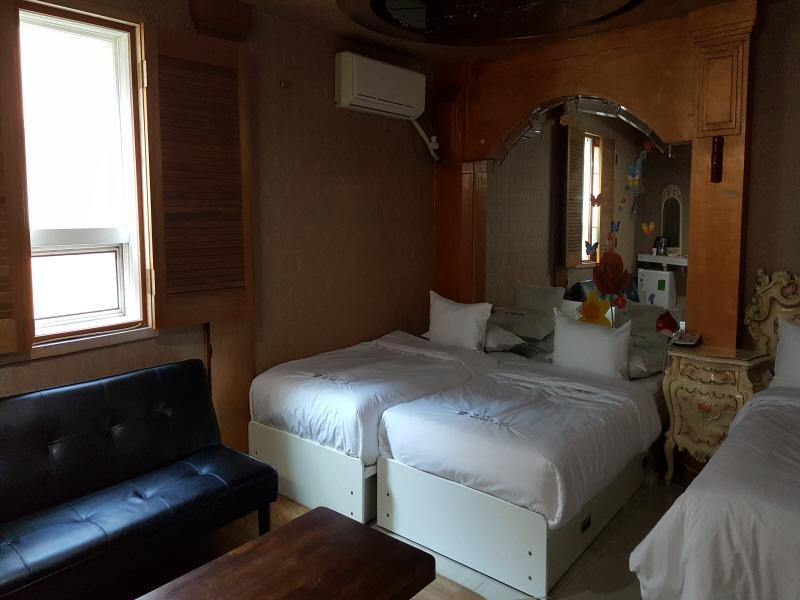 Hotel Queen 釜山 外观 照片